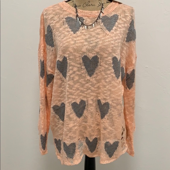 1️⃣ LEFT! Heart Destructed Tunic Sweater - Picture 8 of 8